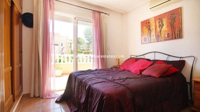 4 sypialnia Willa na sprzedaż w Villamartin, Orihuela z basenem - 345 000 € (Ref: 8891575)