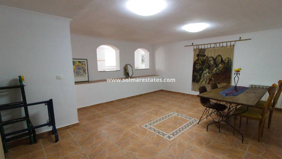 5 quarto Moradia para venda em La Marquesa com piscina - 559 000 € (Ref: 8966768)