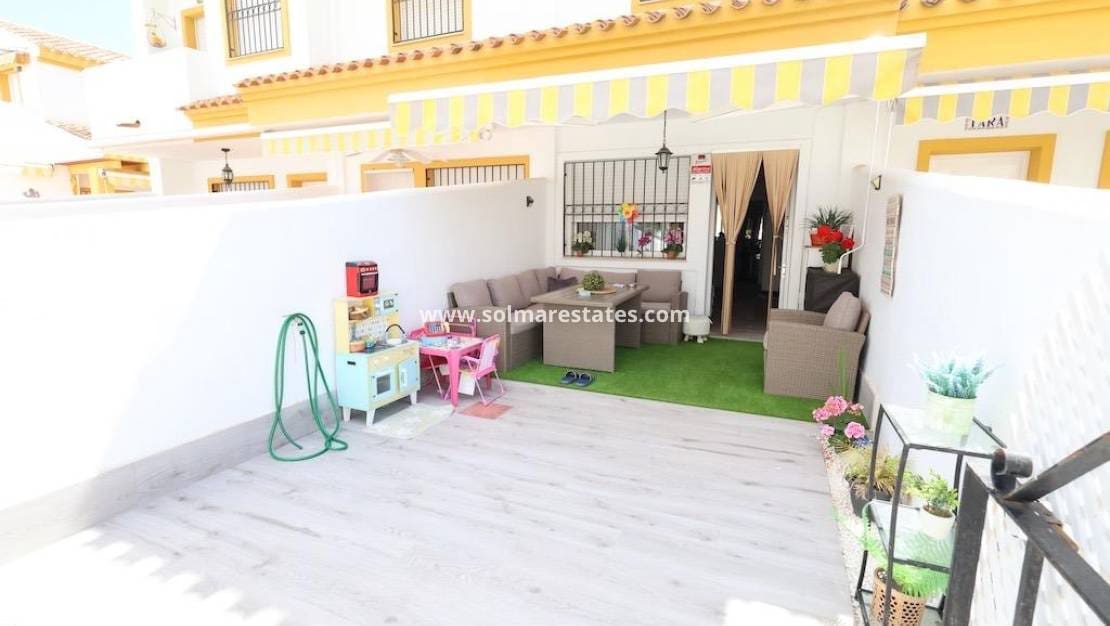 2 quarto Casa em Banda para venda em Torre de la Horadada com piscina - 234 900 € (Ref: 8987753)
