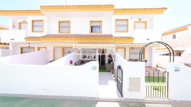 2 Zimmer Haus zu verkaufen in Torre de la Horadada, Pilar de la Horadada mit Pool - 234.900 € (Ref: 8987753)
