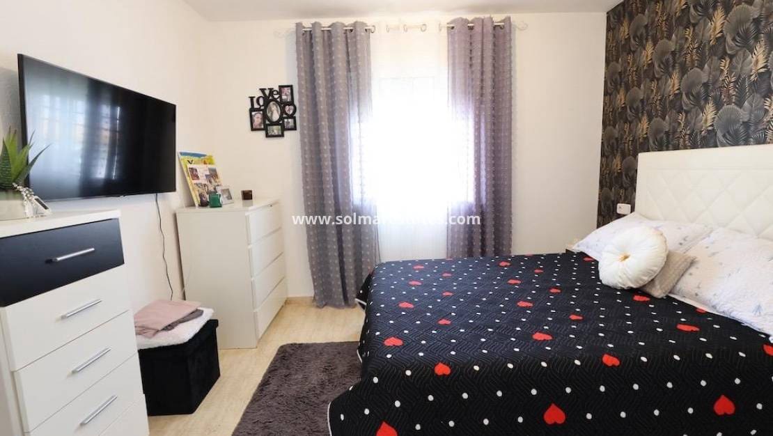 2 quarto Casa em Banda para venda em Torre de la Horadada com piscina - 234 900 € (Ref: 8987753)