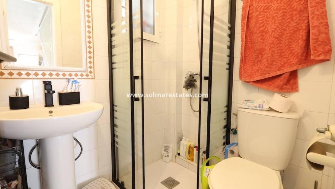 2 quarto Casa em Banda para venda em Torre de la Horadada com piscina - 234 900 € (Ref: 8987753)