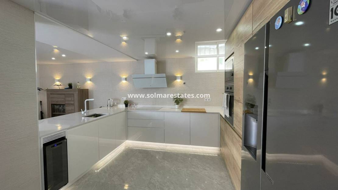 Chalet de 3 habitaciones en Los Altos en venta con piscina - 349.000 € (Ref: 8993265)