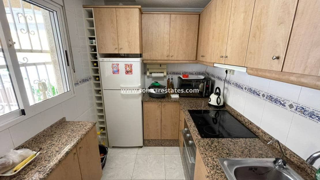 Chalet de 3 habitaciones en Los Altos en venta con piscina - 349.000 € (Ref: 8993265)