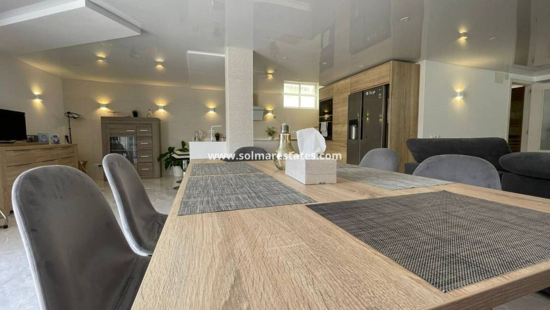 Chalet de 3 habitaciones en Los Altos en venta con piscina - 349.000 € (Ref: 8993265)