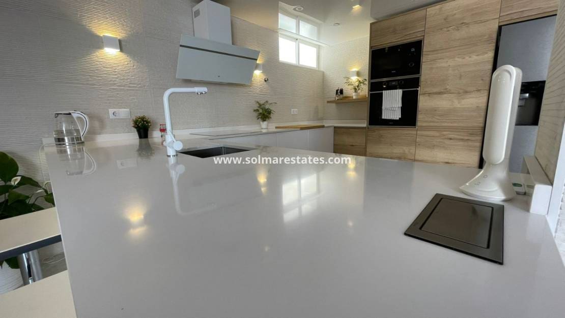 Chalet de 3 habitaciones en Los Altos en venta con piscina - 349.000 € (Ref: 8993265)