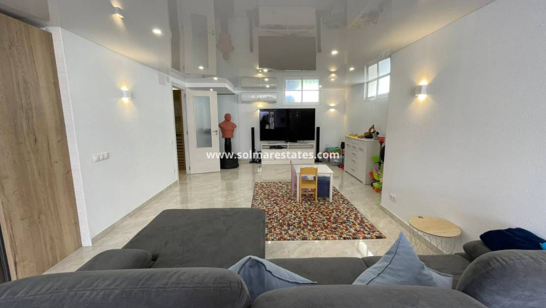 Chalet de 3 habitaciones en Los Altos en venta con piscina - 349.000 € (Ref: 8993265)