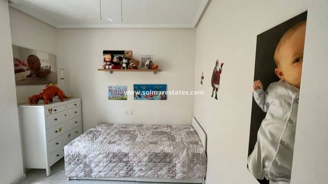 Chalet de 3 habitaciones en Los Altos en venta con piscina - 349.000 € (Ref: 8993265)