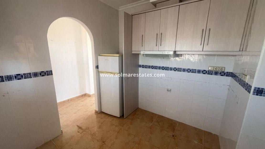 2 slaapkamer Appartement te koop in Villamartin met zwembad - € 134.995 (Ref: 9005981)
