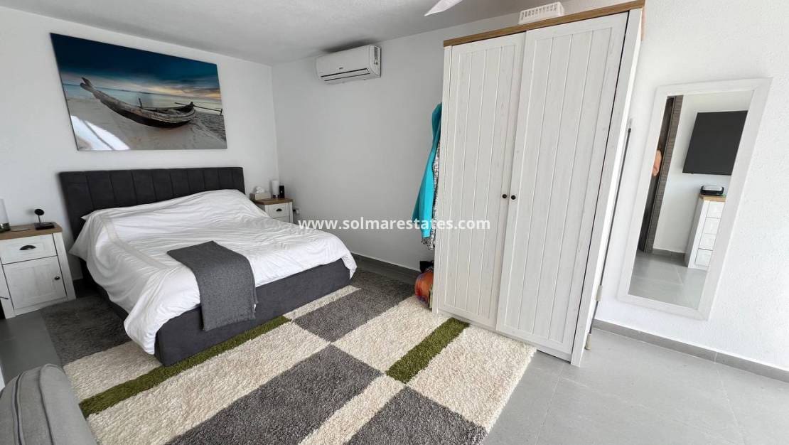 4 camera da letto Appartamento in vendita in Villamartin con piscina - 359.000 € (Rif: 9015887)