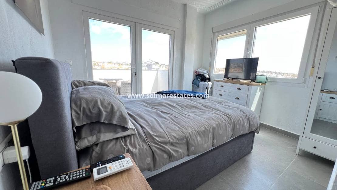 4 camera da letto Appartamento in vendita in Villamartin con piscina - 359.000 € (Rif: 9015887)