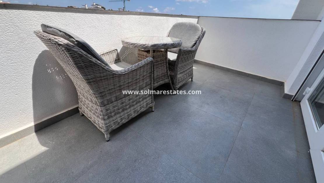 4 camera da letto Appartamento in vendita in Villamartin con piscina - 359.000 € (Rif: 9015887)