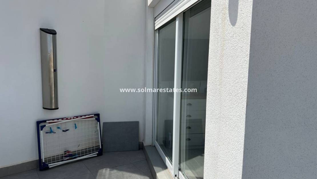 4 camera da letto Appartamento in vendita in Villamartin con piscina - 359.000 € (Rif: 9015887)