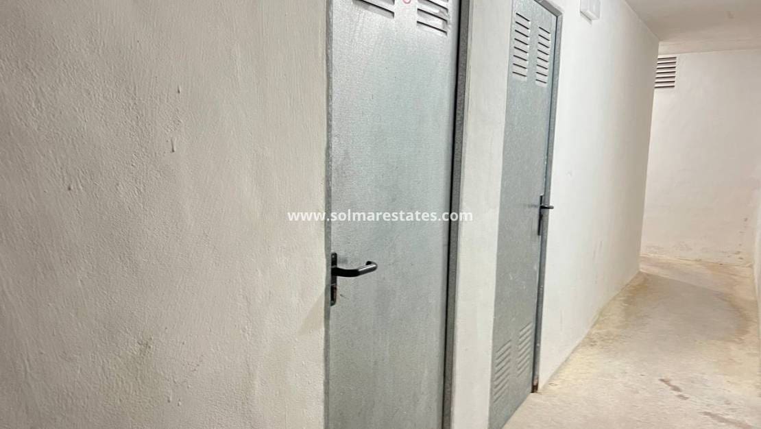 4 camera da letto Appartamento in vendita in Villamartin con piscina - 359.000 € (Rif: 9015887)