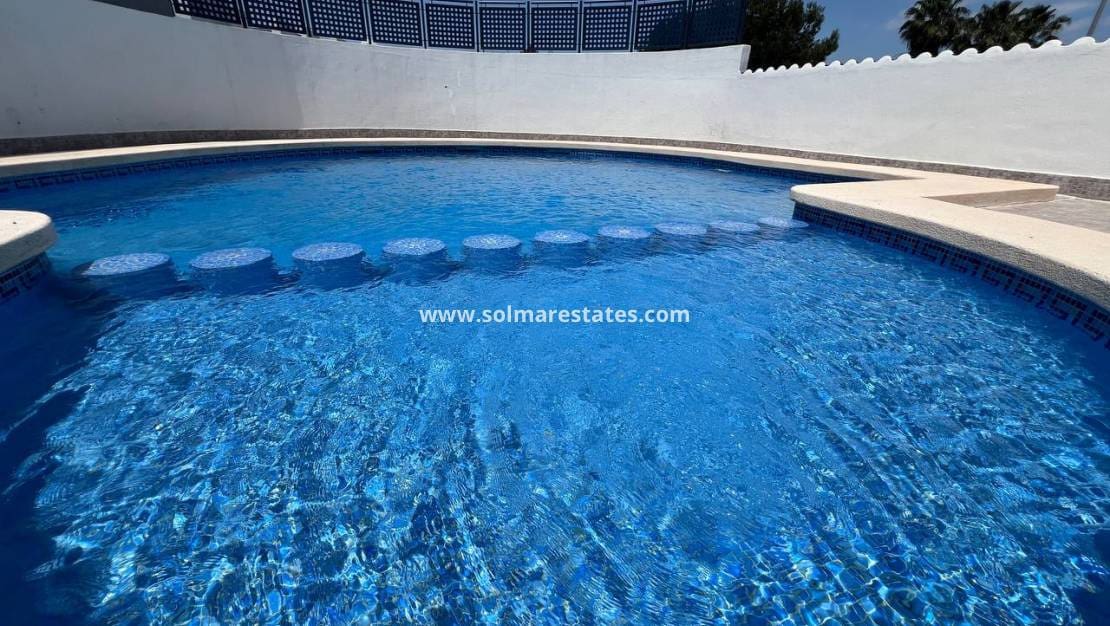 4 camera da letto Appartamento in vendita in Villamartin con piscina - 359.000 € (Rif: 9015887)