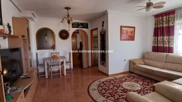 3 bedroom Semi-detached Villa for sale in Los Montesinos with pool - € 178,000 (Ref: 9023860)