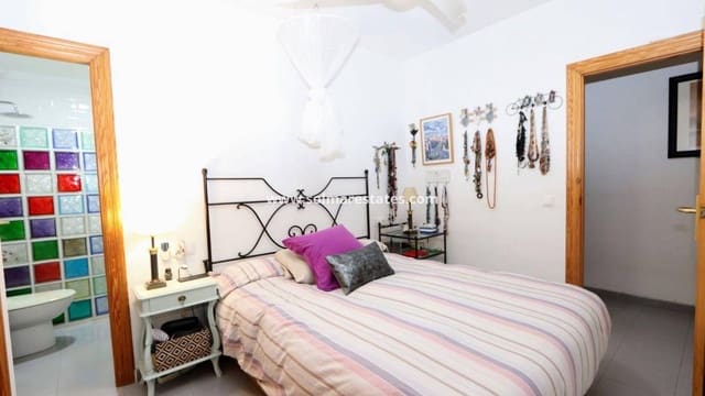 3 bedroom Apartment for sale in Playa Flamenca, Orihuela with pool - € 340,000 (Ref: 9030682)