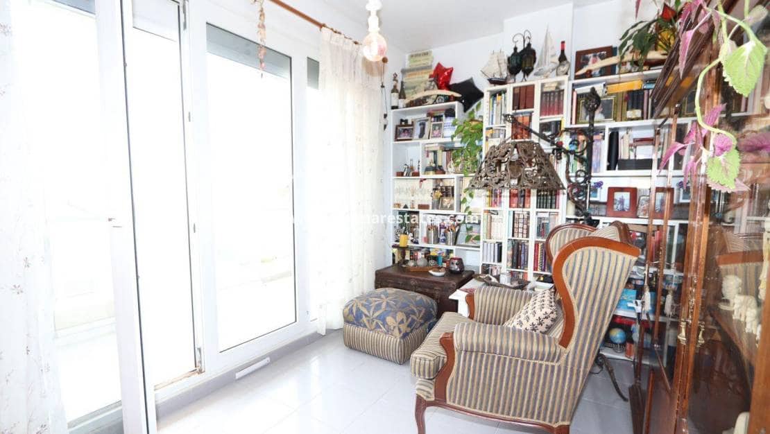 Apartamento de 3 habitaciones en Playa Flamenca en venta con piscina - 340.000 € (Ref: 9030682)