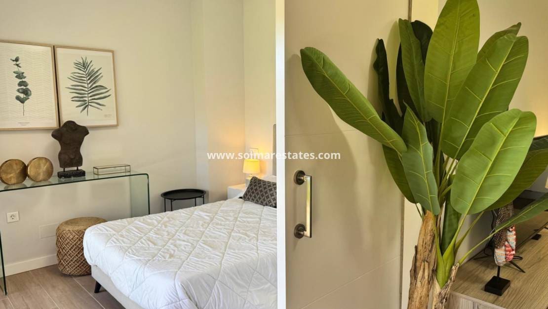 2 makuuhuone Huoneisto myytävänä paikassa Villamartin mukana uima-altaan - 259 000 € (Ref: 9030683)