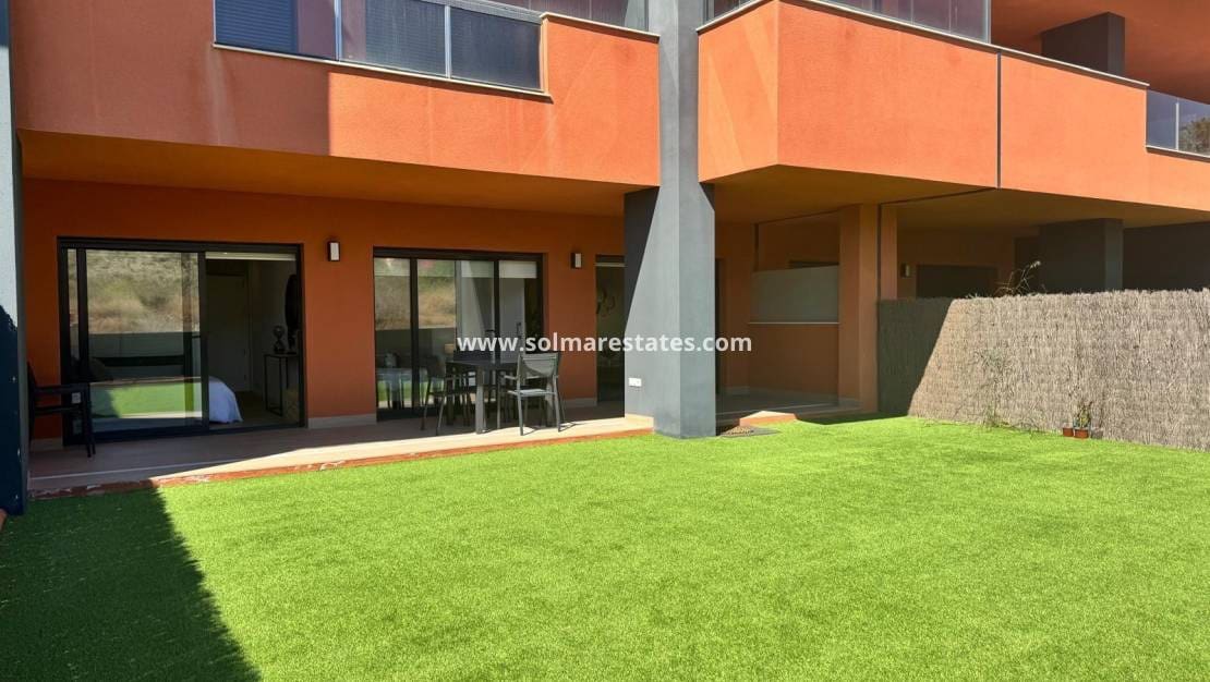 2 makuuhuone Huoneisto myytävänä paikassa Villamartin mukana uima-altaan - 259 000 € (Ref: 9030683)