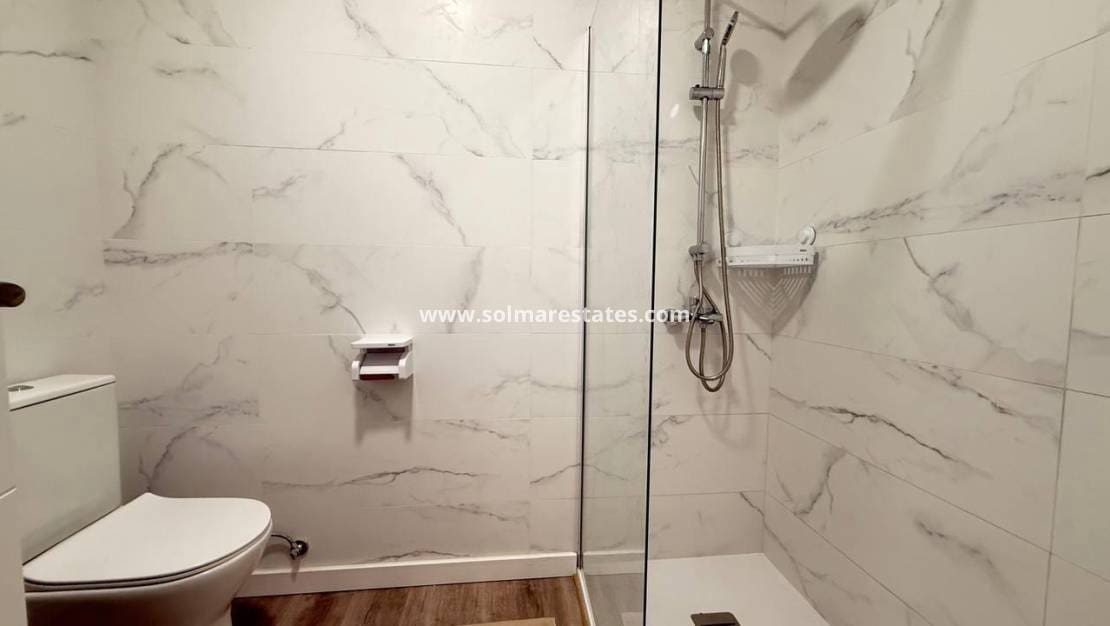 2 bedroom Apartment for sale in Cabo Roig - € 164,900 (Ref: 9033364)