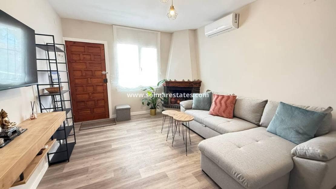 2 bedroom Apartment for sale in Cabo Roig - € 164,900 (Ref: 9033364)