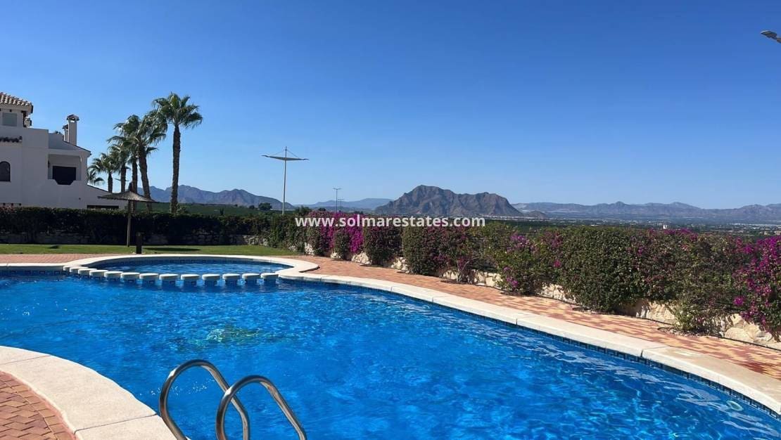 2 bedroom Apartment for sale in Algorfa with pool - € 189,000 (Ref: 9041212)