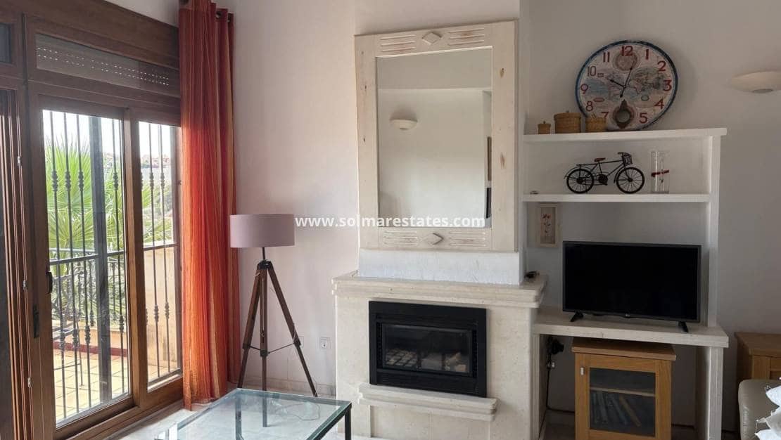 2 bedroom Apartment for sale in Algorfa with pool - € 189,000 (Ref: 9041212)