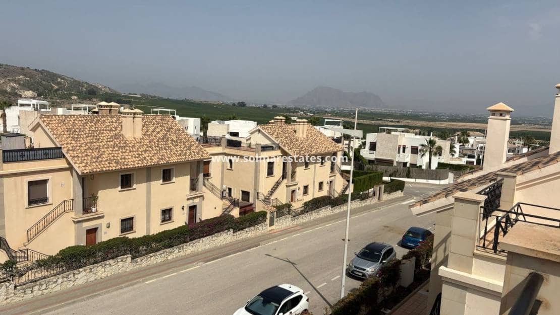 2 bedroom Apartment for sale in Algorfa with pool - € 189,000 (Ref: 9041212)