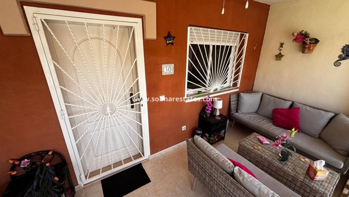 3 sypialnia Dom na sprzedaż w Dona Pepa z basenem - 249 995 € (Ref: 9043784)