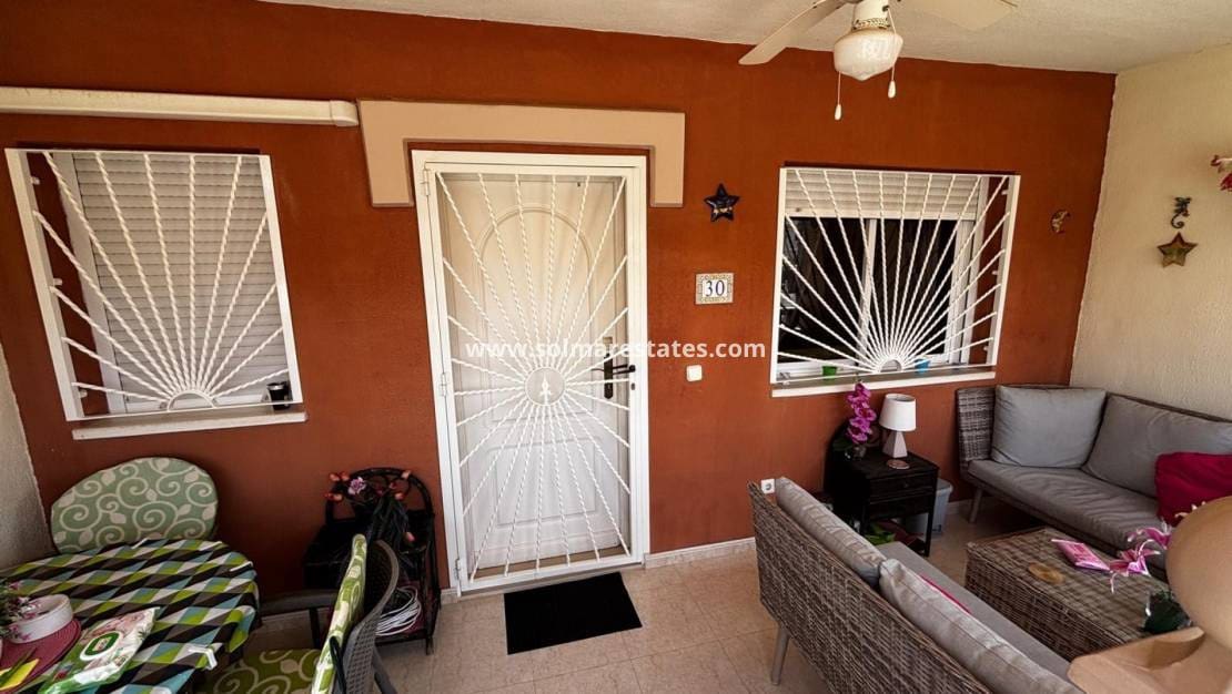 3 sypialnia Dom na sprzedaż w Dona Pepa z basenem - 249 995 € (Ref: 9043784)