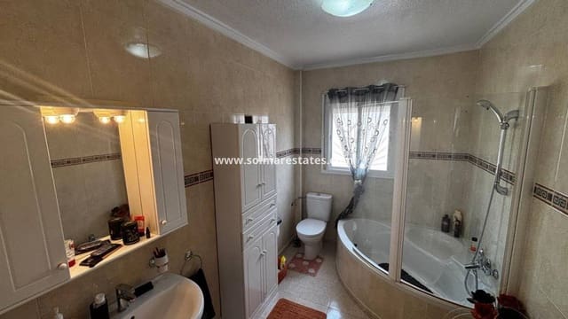 3 bedroom Townhouse for sale in Doña Pepa, Rojales with pool - € 249,995 (Ref: 9043784)