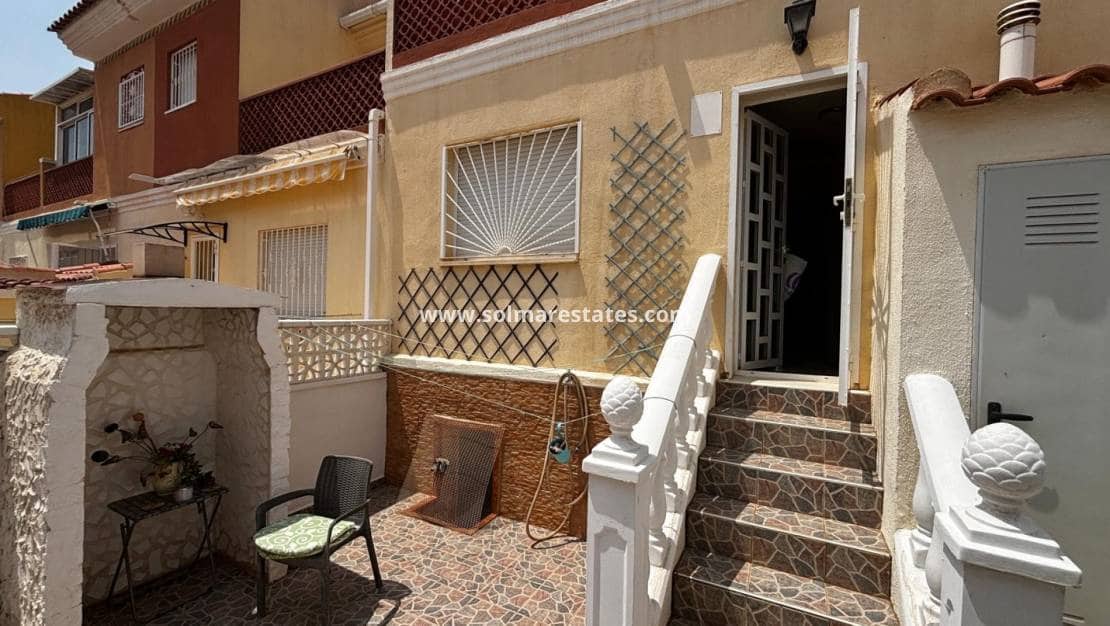 3 sypialnia Dom na sprzedaż w Dona Pepa z basenem - 249 995 € (Ref: 9043784)