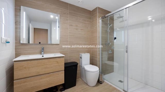 2 Zimmer Apartment zu verkaufen in Villamartin, Orihuela mit Pool - 285.000 € (Ref: 9049635)