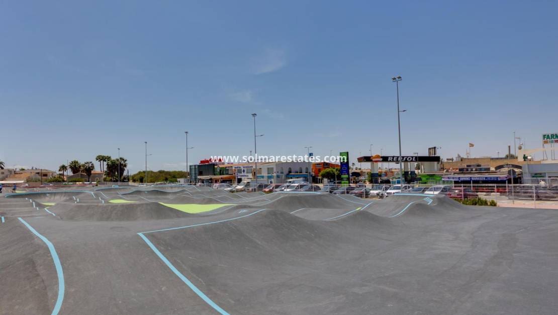 1 soveværelse Byhus til salg i La Torreta - € 89.969 (Ref: 9049636)