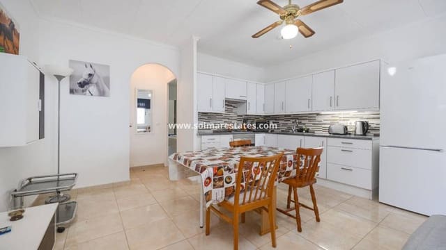 1 Zimmer Haus zu verkaufen in La Torreta, Torrevieja - 89.969 € (Ref: 9049636)