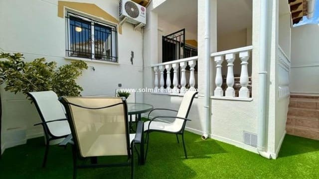 3 soveværelse Byhus til salg i Punta Prima, Torrevieja med swimmingpool - € 294.180 (Ref: 9049822)