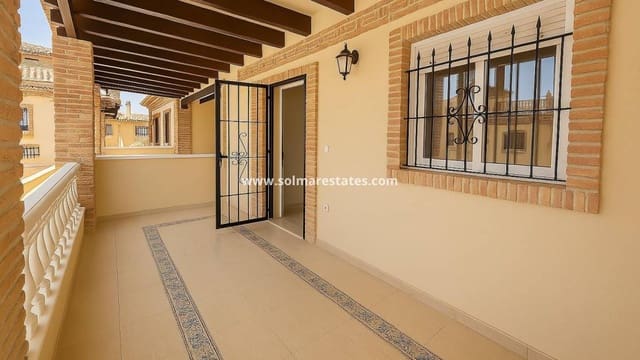 2 slaapkamer Huis te koop in Playa Flamenca, Orihuela met zwembad - € 182.000 (Ref: 9058226)