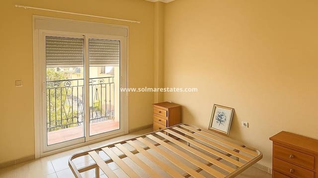 2 slaapkamer Huis te koop in Playa Flamenca, Orihuela met zwembad - € 182.000 (Ref: 9058226)