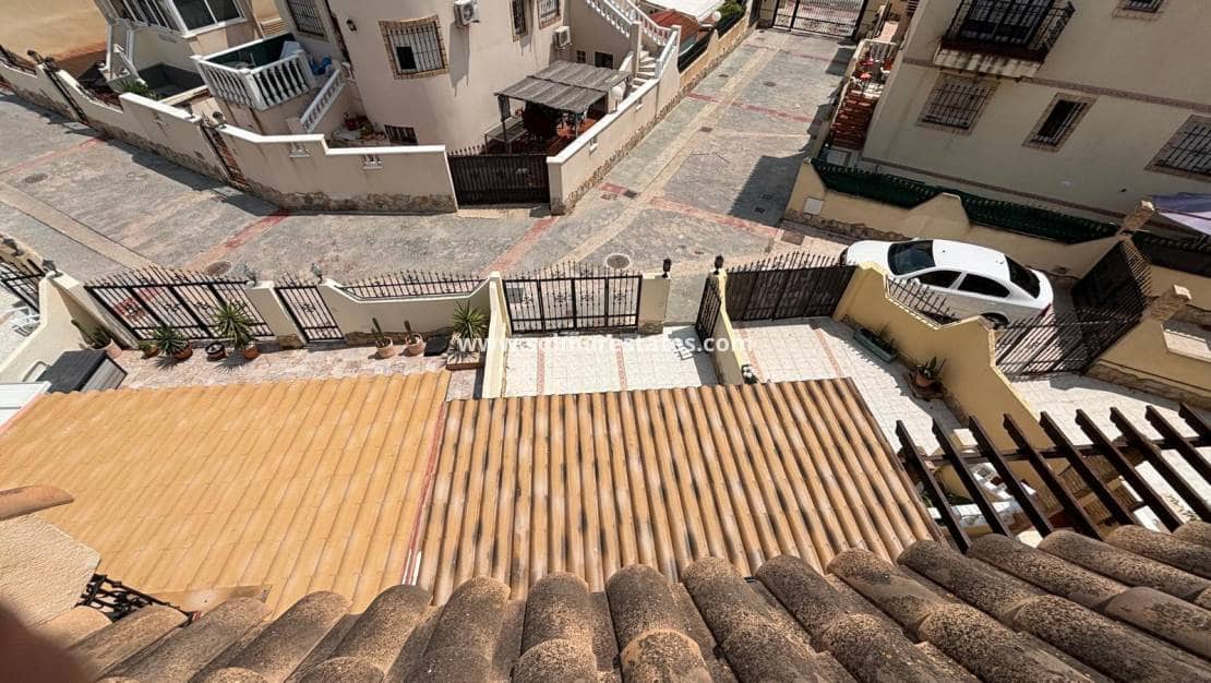 2 slaapkamer Huis te koop in Playa Flamenca met zwembad - € 182.000 (Ref: 9058226)