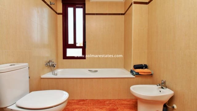 3 sypialnia Dom blizniak na sprzedaż w Los Desamparados, Orihuela - 199 000 € (Ref: 9086131)