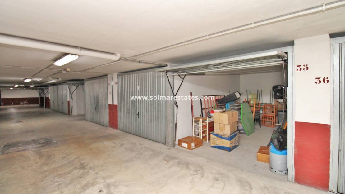 3 soveværelse Semi-Rækkehus til salg i Los Desamparados - € 199.000 (Ref: 9086131)