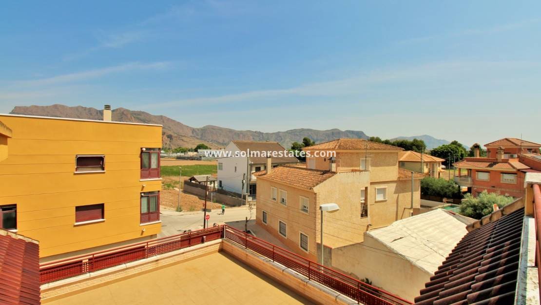 3 soveværelse Semi-Rækkehus til salg i Los Desamparados - € 199.000 (Ref: 9086131)