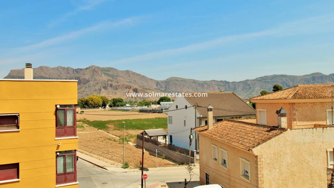 3 soveværelse Semi-Rækkehus til salg i Los Desamparados - € 199.000 (Ref: 9086131)