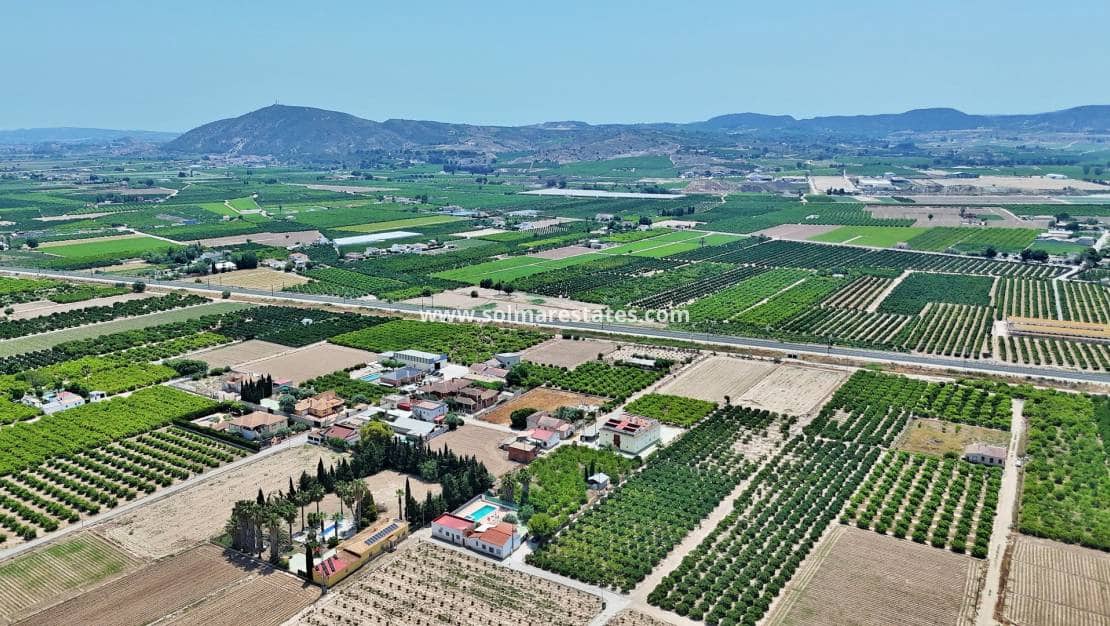 3 soveværelse Semi-Rækkehus til salg i Los Desamparados - € 199.000 (Ref: 9086131)