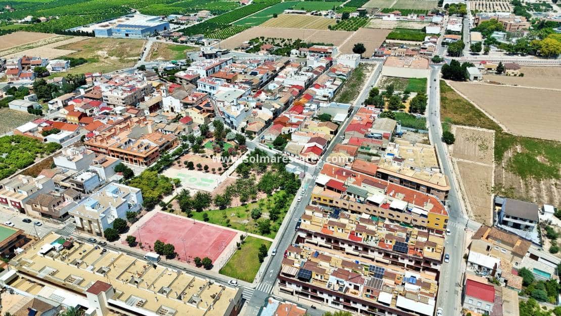 3 soveværelse Semi-Rækkehus til salg i Los Desamparados - € 199.000 (Ref: 9086131)