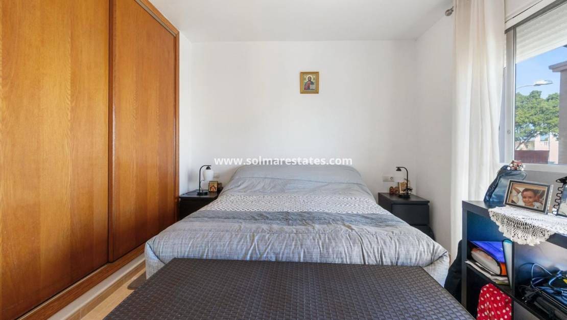 3 bedroom Villa for sale in Villamartin with pool - € 295,000 (Ref: 9094440)