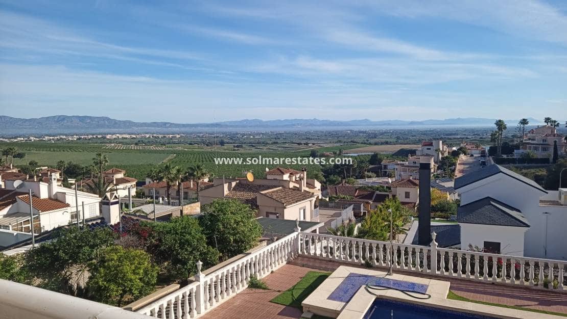 3 Zimmer Villa zu verkaufen in Algorfa mit Pool - 599.990 € (Ref: 9097383)