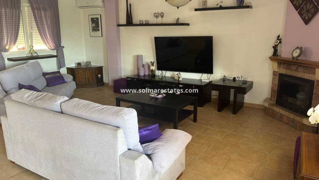 3 Zimmer Villa zu verkaufen in Algorfa mit Pool - 599.990 € (Ref: 9097383)