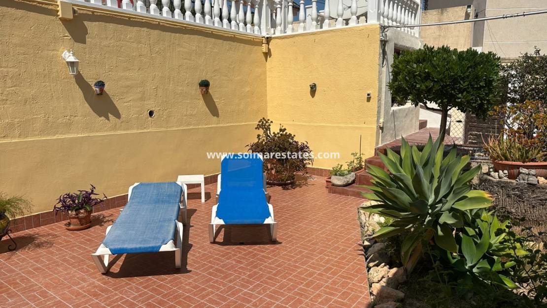 3 Zimmer Villa zu verkaufen in Algorfa mit Pool - 599.990 € (Ref: 9097383)